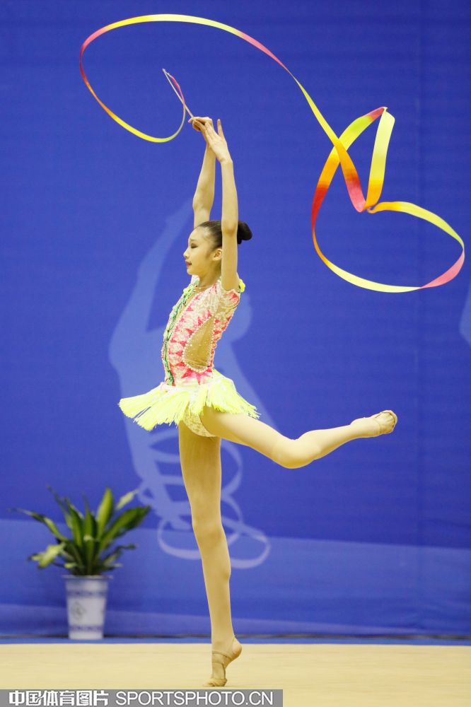 以女子举重